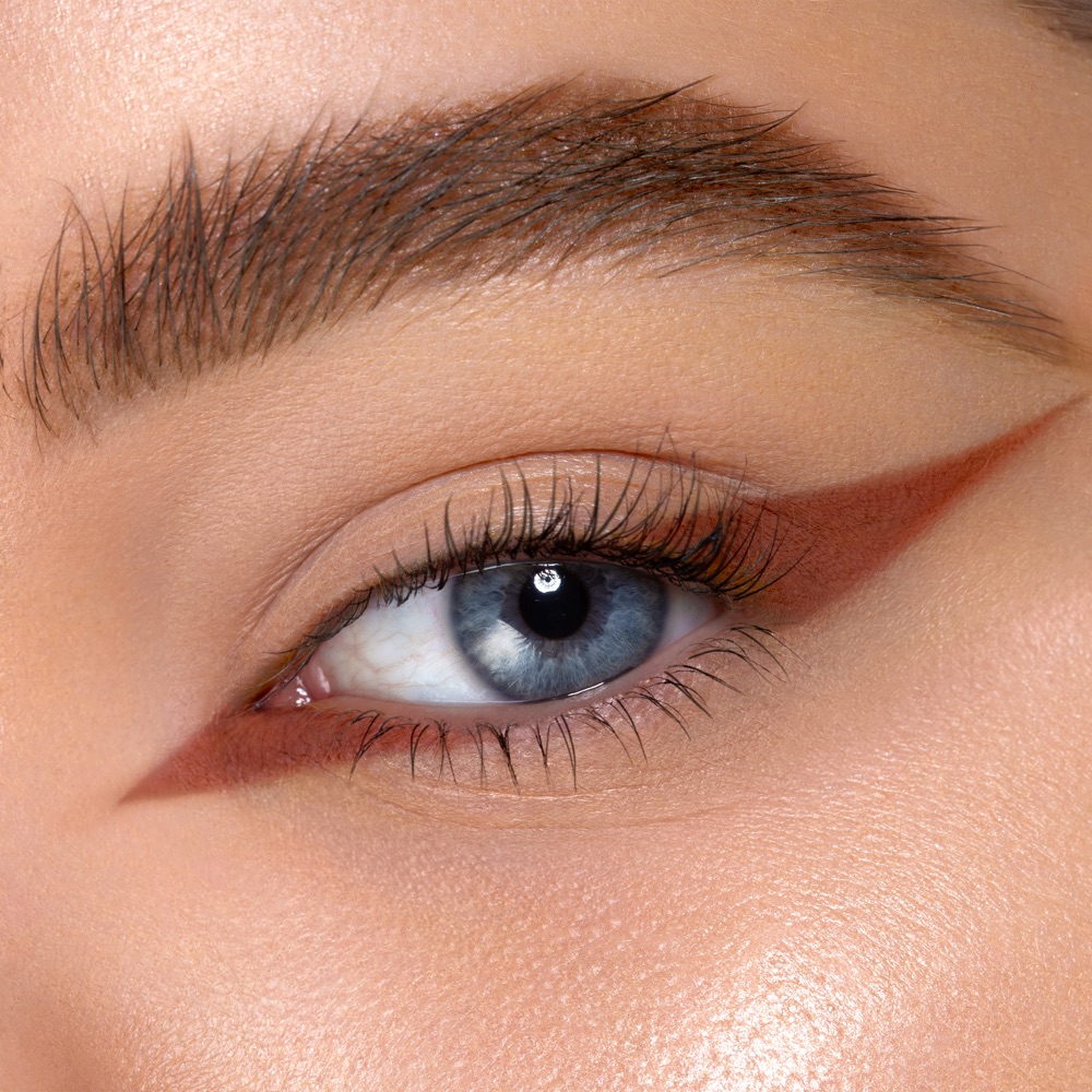 Axinite | Cherry Wood – AS 109 Eyeshadow
