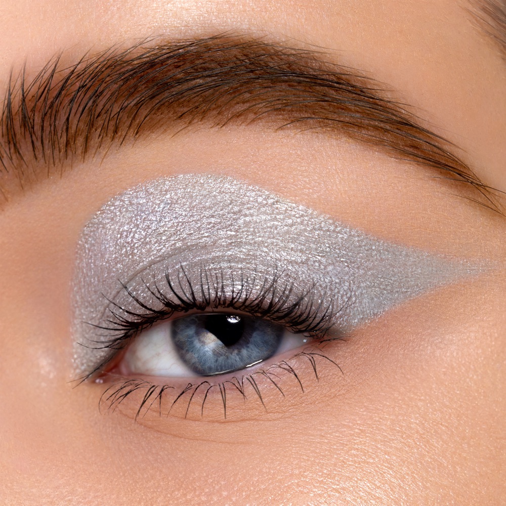 Graphite | Vivid Silver – AS 305 Eyeshadow